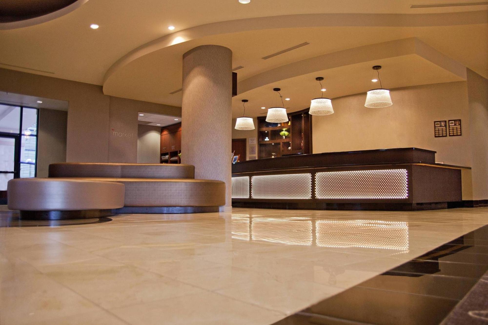 Courtyard Tacoma Downtown Hotel Exterior foto